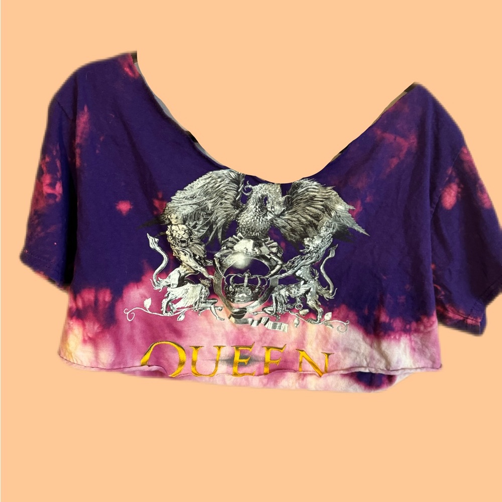 Queen (band) Rhapsody tour 2019 crop top. - Picture 3 of 4